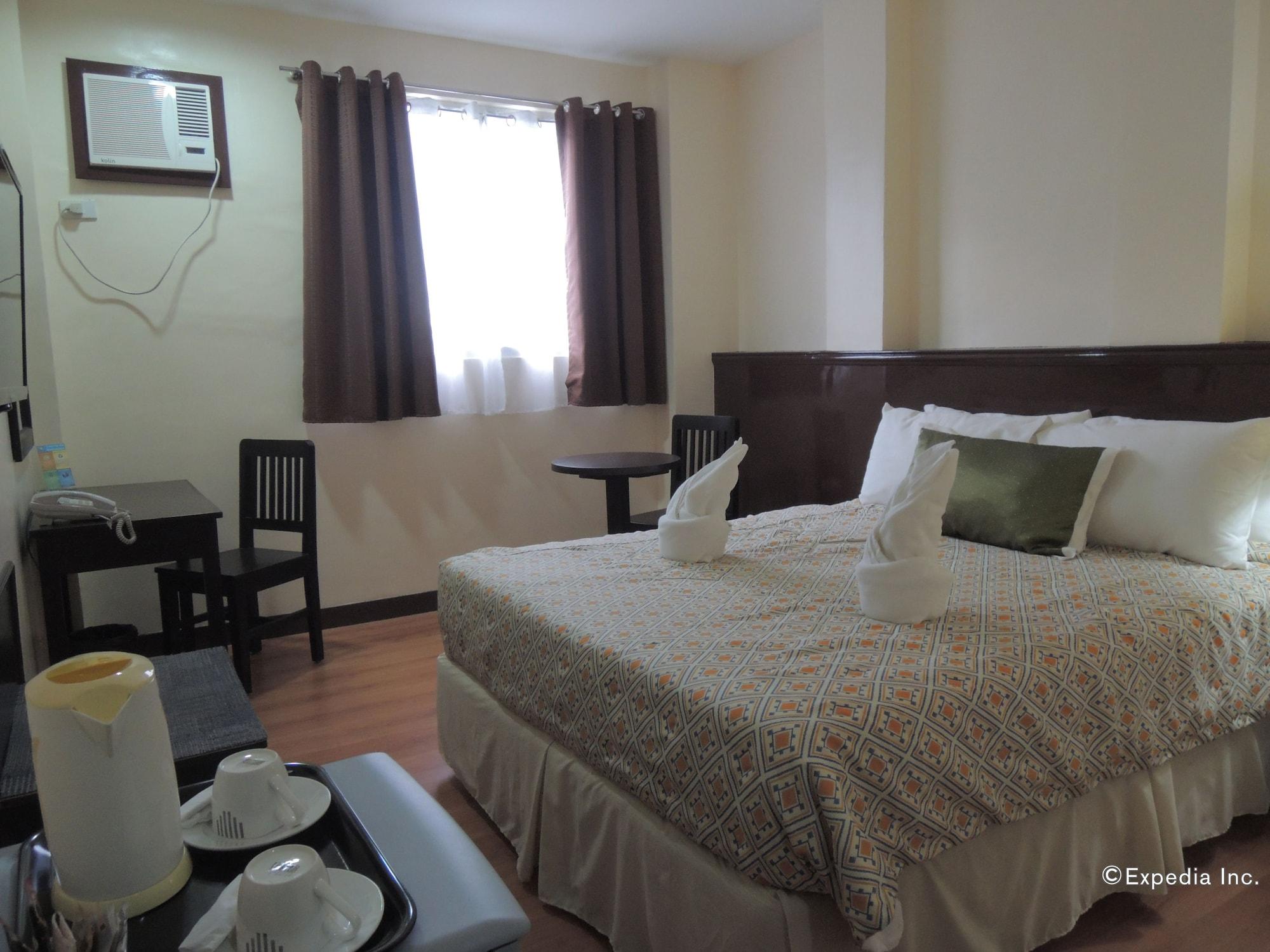 Days Hotel Cebu - Toledo Экстерьер фото